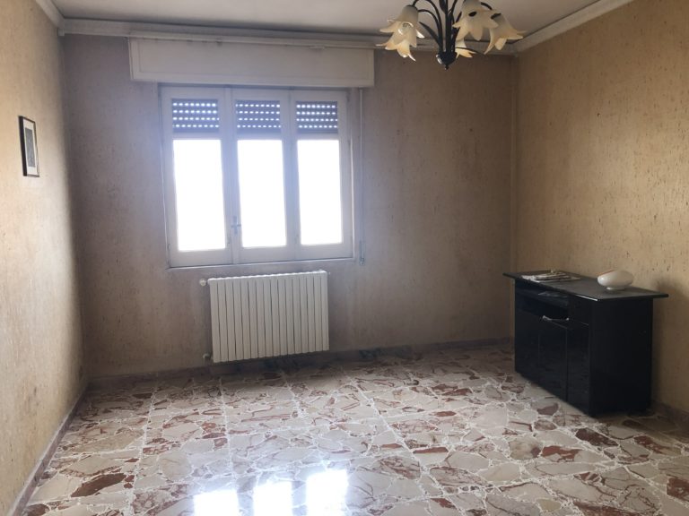 APPARTAMENTO ZONA VIA ARCHIMEDE